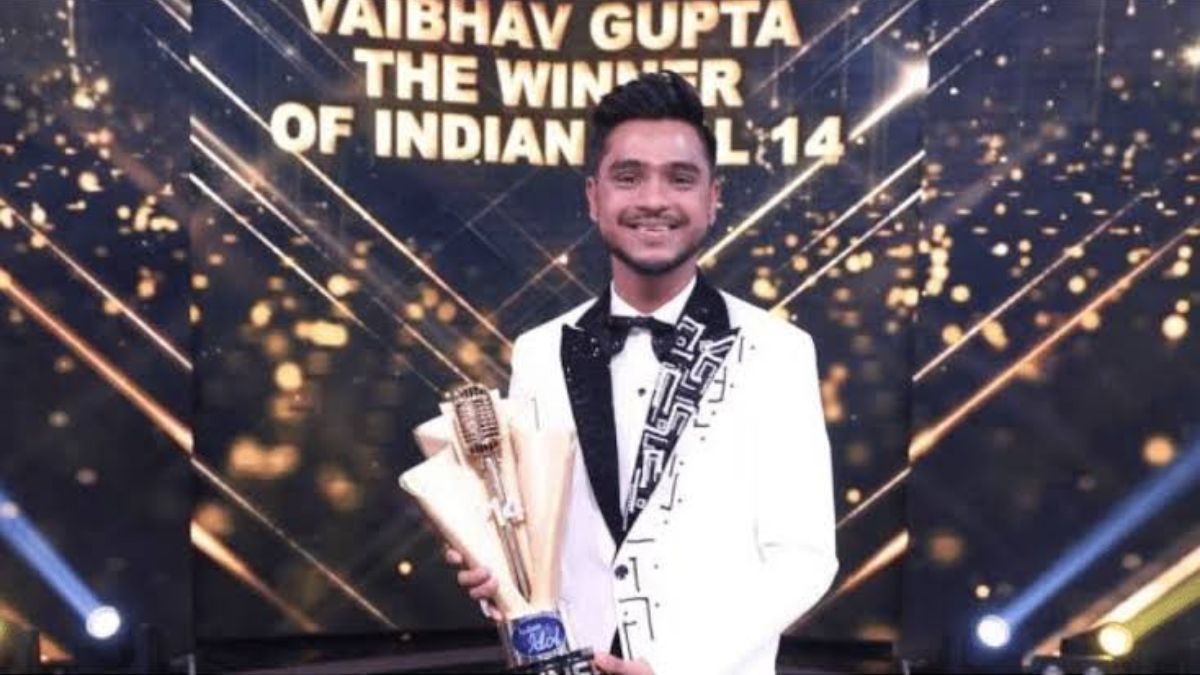 Indian Idol के विजेता Vaibhav Gupta का जोरदार स्वागत, सीजन 14 जीतने के बाद मुंबई से पहुंचे कानपुर! 