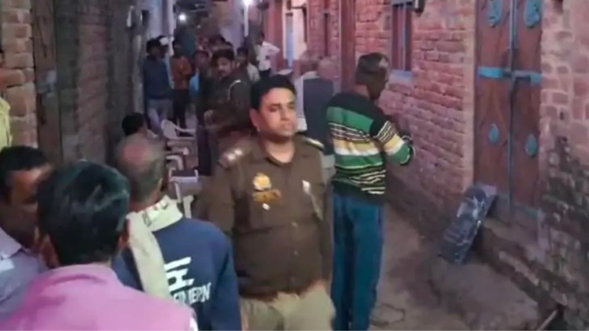 farrukhabad-younger-brother-killed-elder-brother-with-a-knife-while-drunk-investigation-continues