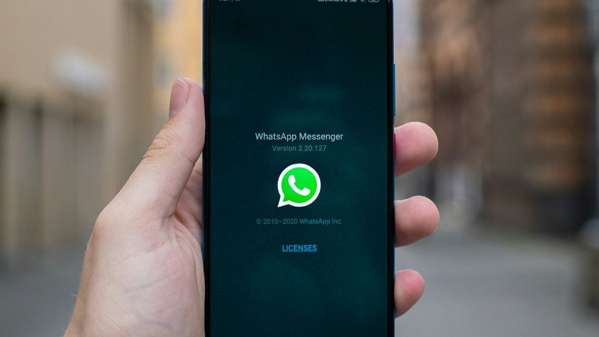 whatsapp discontinued phones